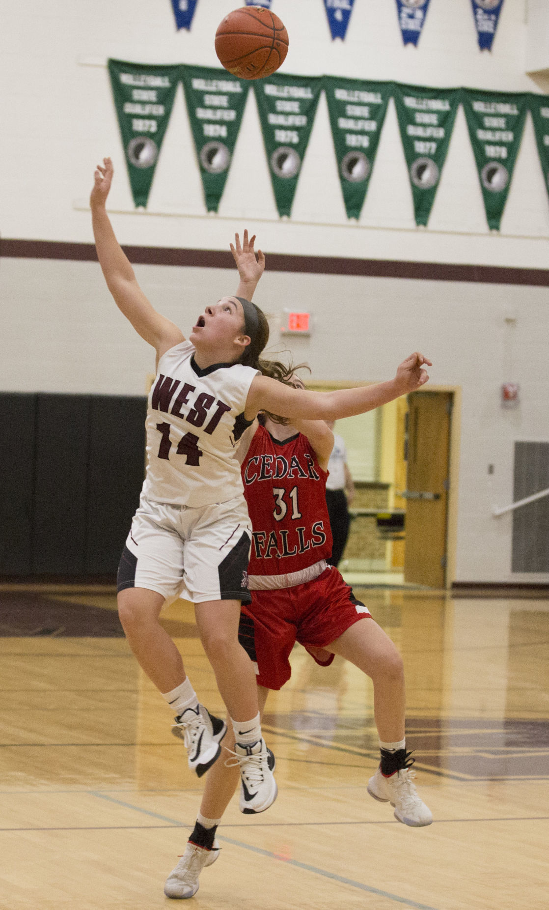 121319kw-west-cf-girls-bball-04